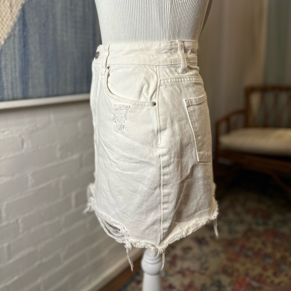 Forever 21 White Denim Distressed Edge Mini Skirt - Picture 8 of 14